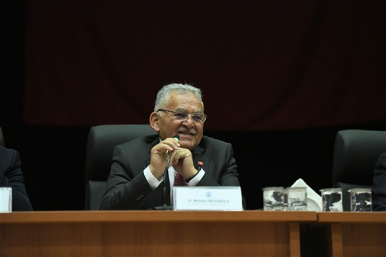 Başkan Büyükkılıç: "Kayseri, hem kendini kuran şehir hem de zenginlikler şehridir"