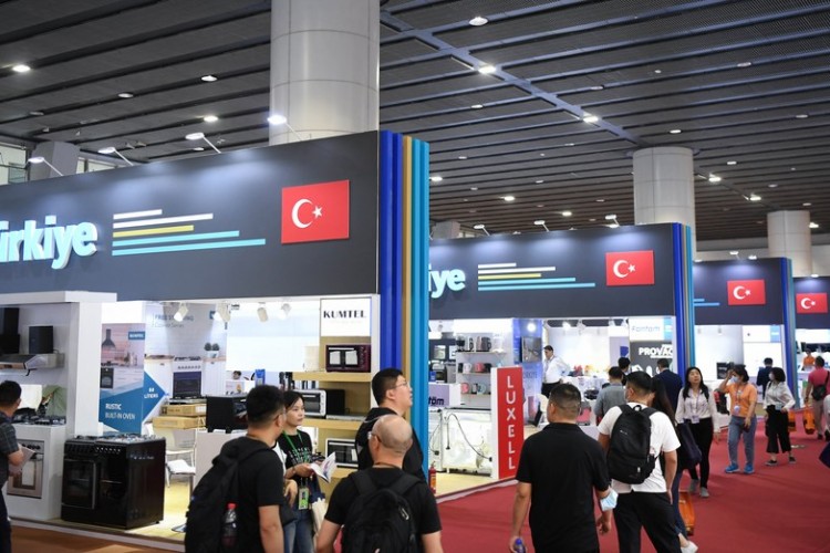 Türkiye'de üretilen beyaz eşyalar Çin'e ulaştı