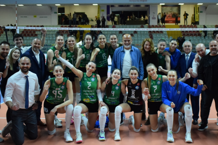 Nilüfer'in sultanları Beşiktaş'a set vermedi