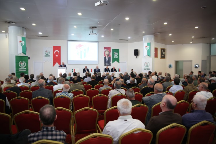Başkan Bozbey: Yeni bir sistemle Bursaspor'u ayağa kaldırmalıyız