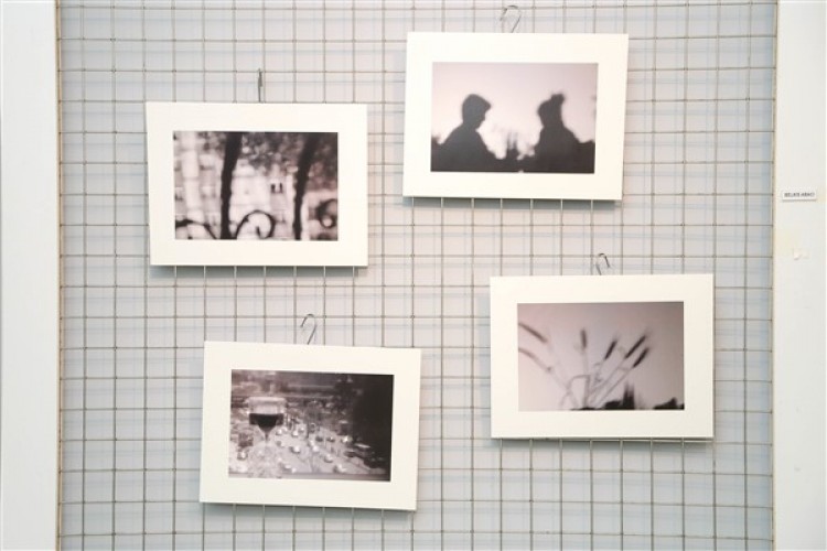 Fotoğrafçılık eğitimi alan kursuyerlerden, "İğne Deliğinden Bornova" sergisi