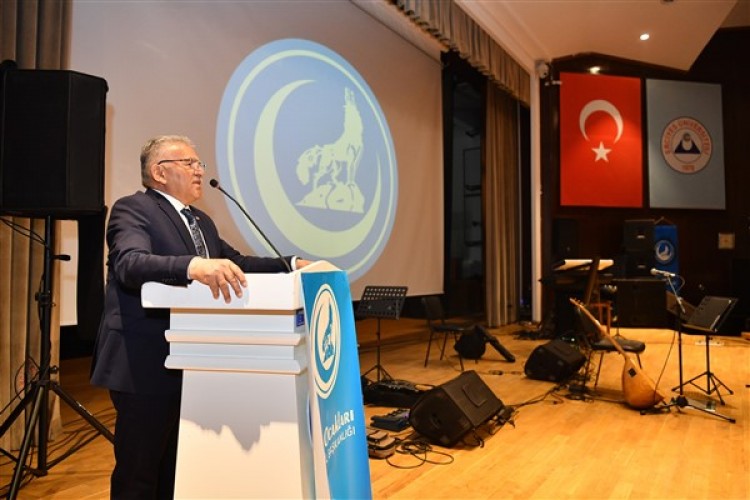 Başkan Büyükkılıç, Ülkü Ocakları Gençlik Buluşması'na katıldı