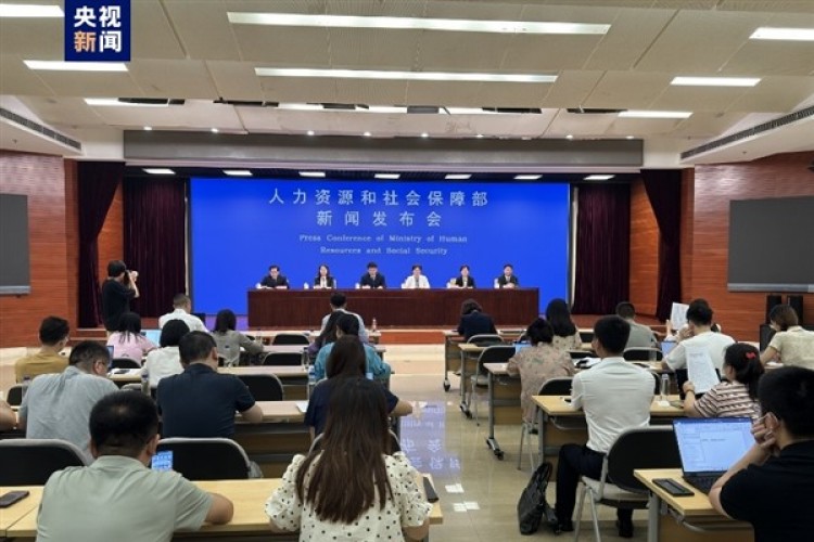 Çin'de yılın ilk yarısında 6 milyon 980 bin yeni istihdam