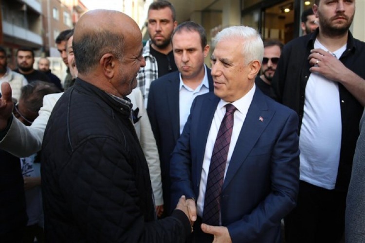 Bursa Büyükşehir Belediyesi'nden emeklilere destek çeki