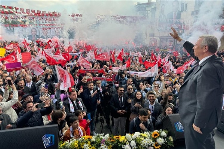 Başkan Yavaş: "Ben hizmet etmek için seçildim"