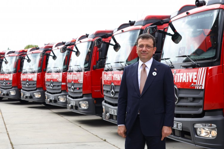 İmamoğlu: İstanbul İtfaiyesi'ne 134 yeni araç kazandırmış olduk