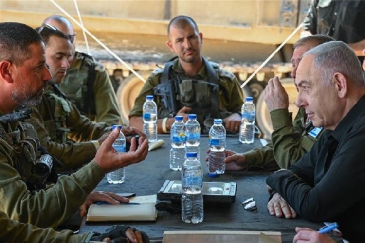 Netanyahu, Gazze Şeridi'nde hava turu yaptı