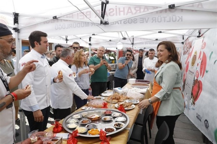 Başkan Köksal, Uluslararası Gastro Bodrum Festivali'nin onur konuğu oldu