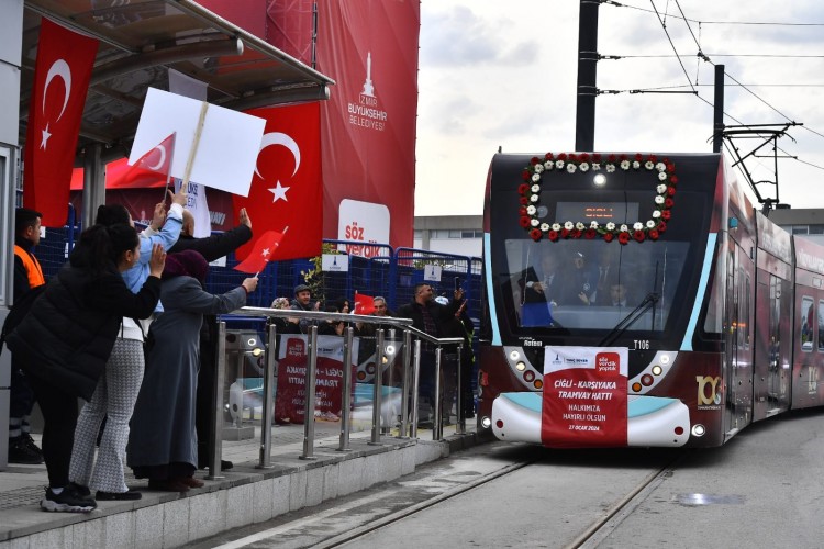 İzmir'de raylı sisteme 40 milyar TL'yi aşan yatırım