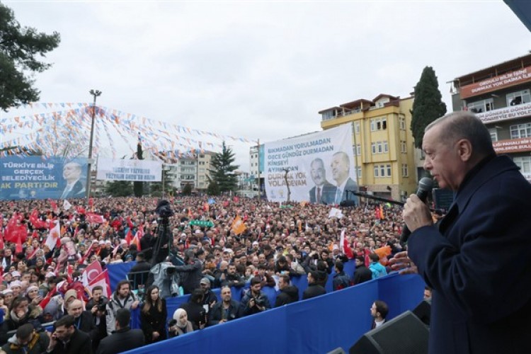 Cumhurbaşkanı Erdoğan: "Türkiye en zor süreçleri en başarılı yöneten ülkelerden biri"