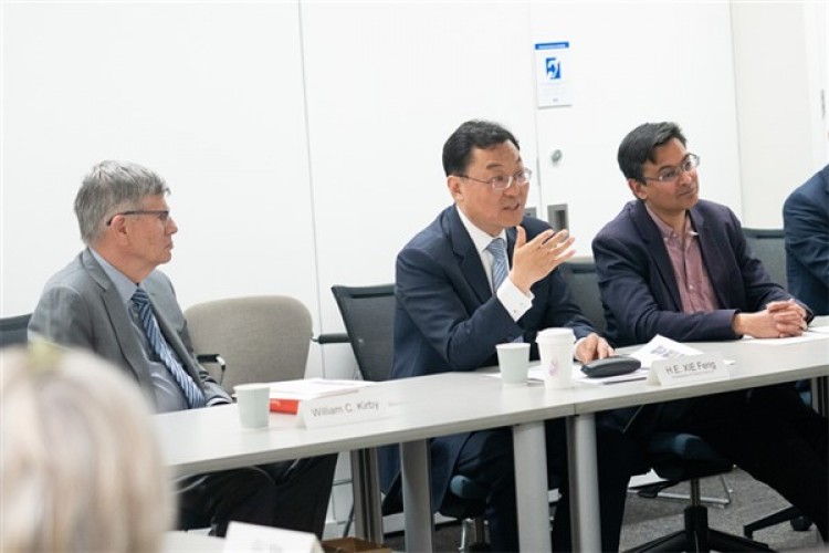 Çinli büyükelçi: "Çin, Atina veya Sparta değildir"