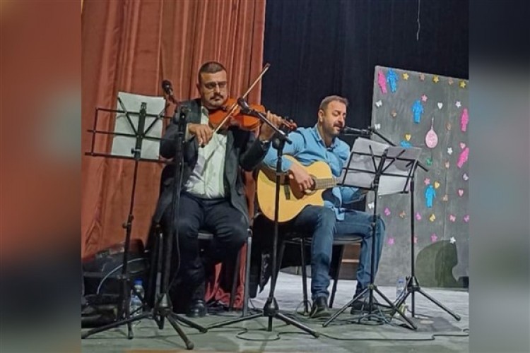 "Defne Öğretmenler Tiyatro Topluluğu" ikinci etkinliğini Samandağ'da gerçekleştirdi