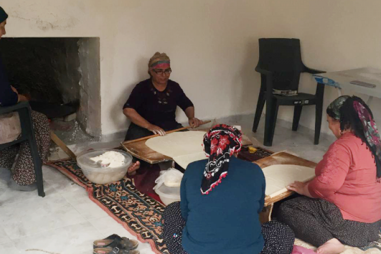 Kayseri Büyükşehir Belediyesi'nden kırsala fırın ve tandır evi hizmeti