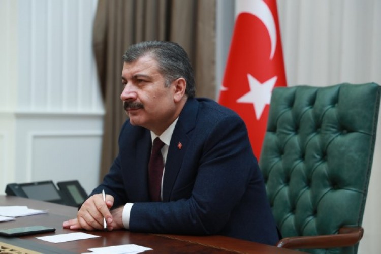 Bakan Koca, "Meclis nöbeti" görevini yerine getirdi