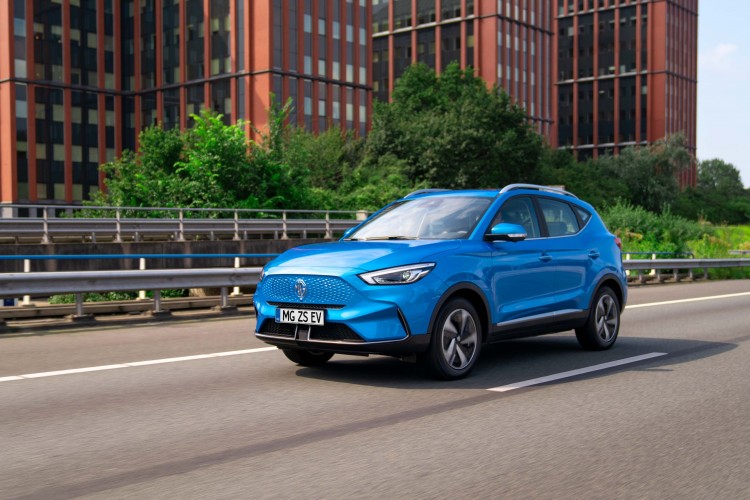 MG, nisan ayında tüm modellerde yüzde 0,99 faiz ve takas desteğini birlikte sunuyor