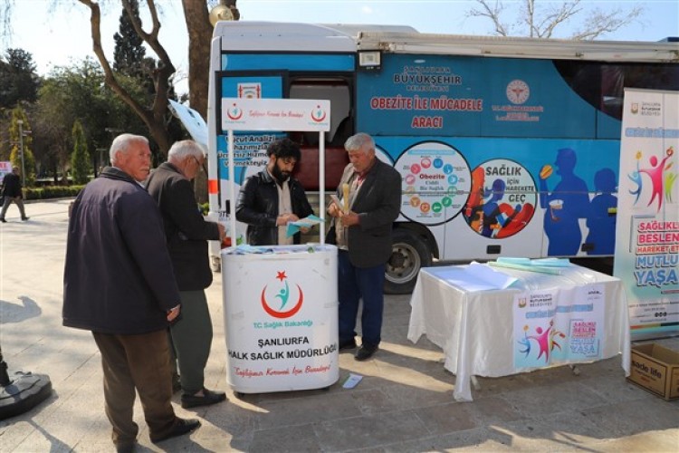 Şanlıurfa'da vatandaşlar obezite hakkında bilgilendirildi