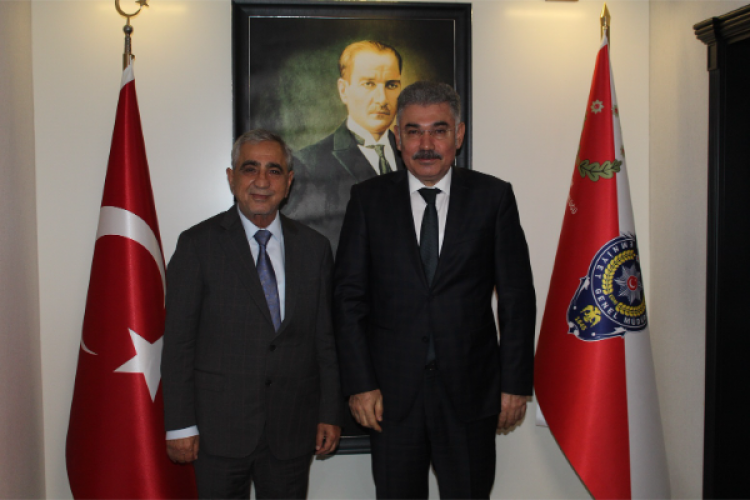 Mersin ESOB Yönetim Kurulu Başkanı Sarı'dan Emniyet Müdürü Karabörk'e ziyaret