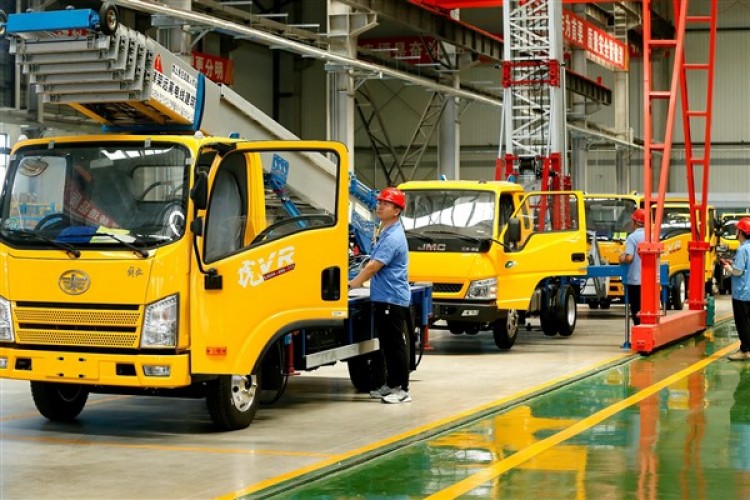 Çin'de PMI Haziran'da 49,5 oldu