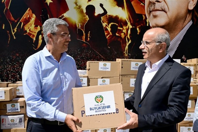Malatya Büyükşehir'den savaş bölgesine ilaç yardımı