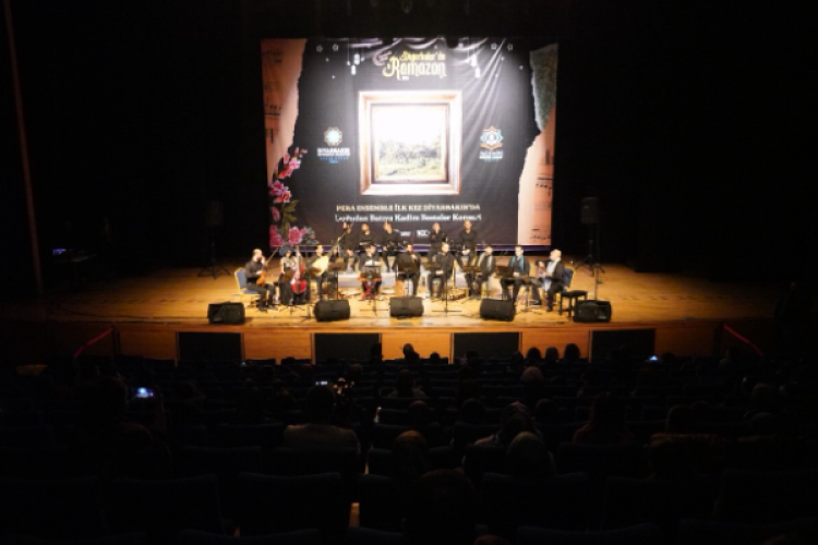 Pera Ensemble Müzik Topluluğu, Diyarbakır'da konser verdi