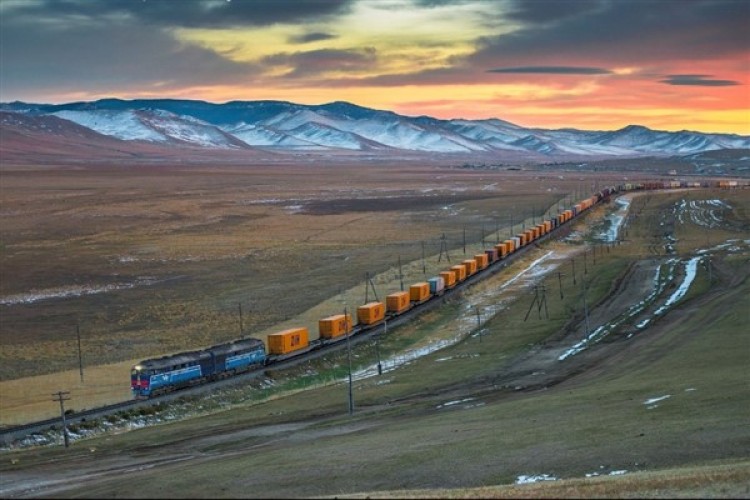 Çelik kervan Asya-Avrupa ticaretinde altın kanal inşa ediyor