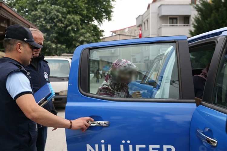 Nilüfer'de zabıta ekiplerinden dilencilere operasyon