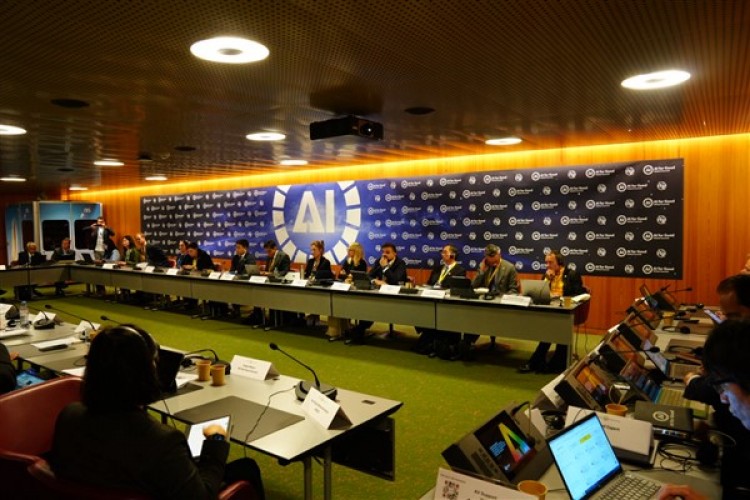 Turkcell, yapay zeka vizyonunu Cenevre'de dünya ile paylaştı