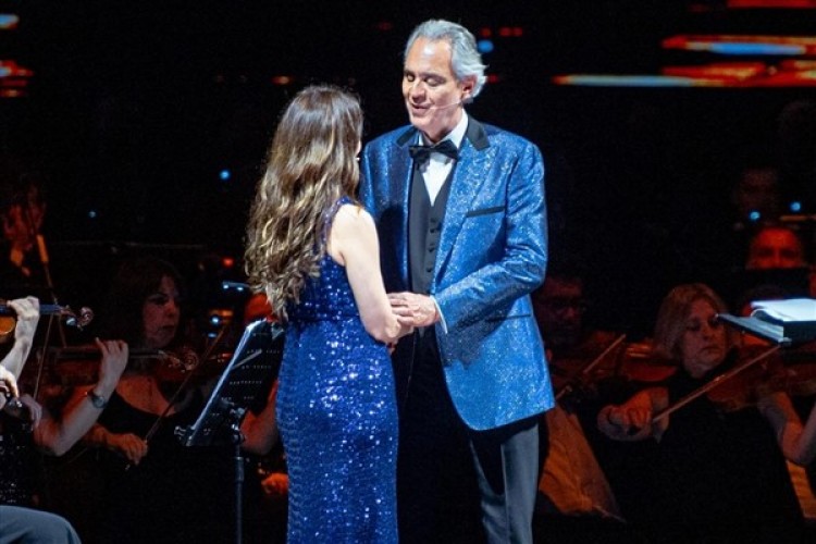 İtalyan tenor Bocelli, İstanbul'da konser verdi