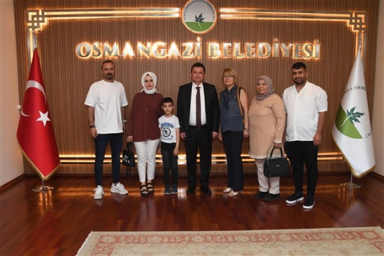 Küçük Muhammet, Başkan Aydın'ın desteğiyle şifa buldu