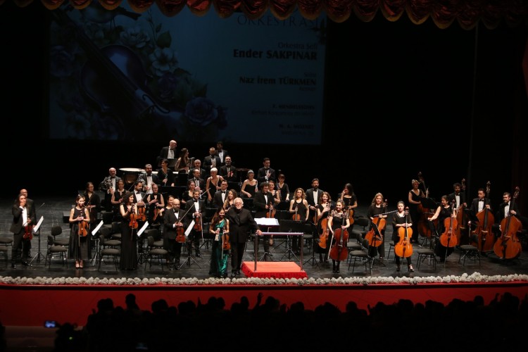 Senfoni Orkestrası, Eskişehir'de konserlere devam ediyor