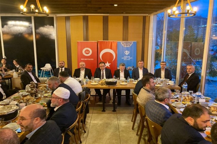 Gürcistan müftüleri Rize'de kardeşlik iftarına katıldı