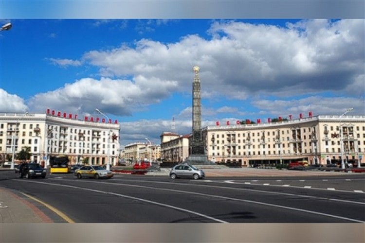 Belarus'ta parlamento seçimleri bin 400 muhalif hapiste