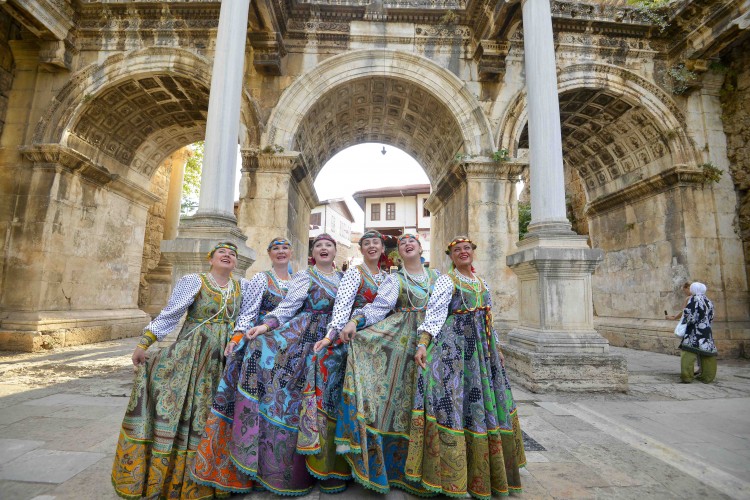 Başkan Uysal: Uluslararası Kaleiçi Oldtown Festivali 17-20 Ekim'de yapılacak
