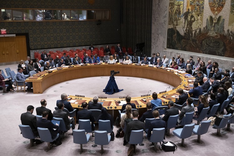 Çin'den İsrail ve İran'a itidal çağrısı