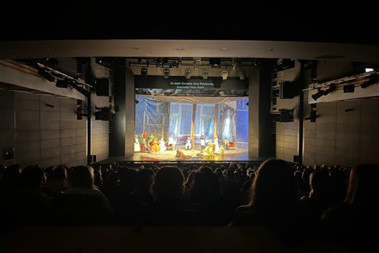 "Savaş ve Barış" Belgrad seyircisiyle buluştu