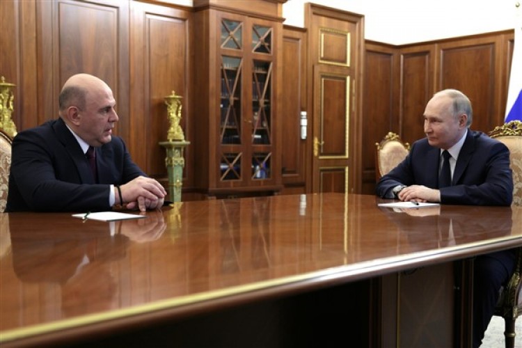 Putin, başbakan adayı olarak Mişustin'i gösterdi