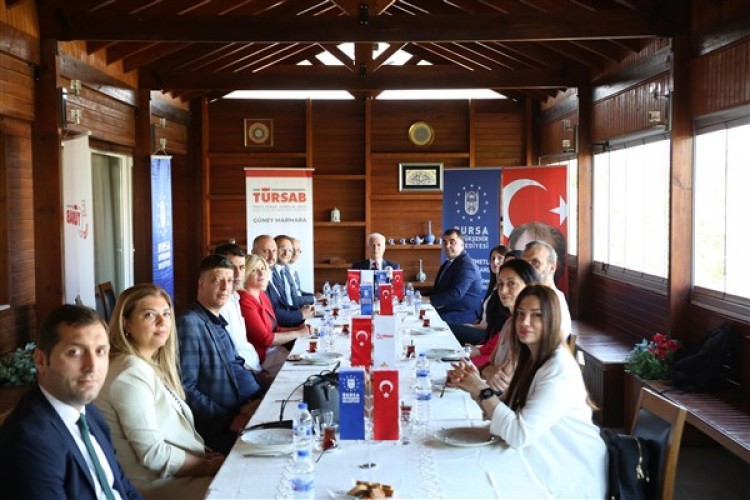 Bursa'da Eğit, İstihdam Et projesinde eğitimler başladı