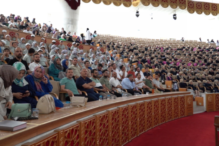 Konya'da Bilgehanelerin Hafızlık Hazırlık Programı kapsamında aileler bilgilendirildi