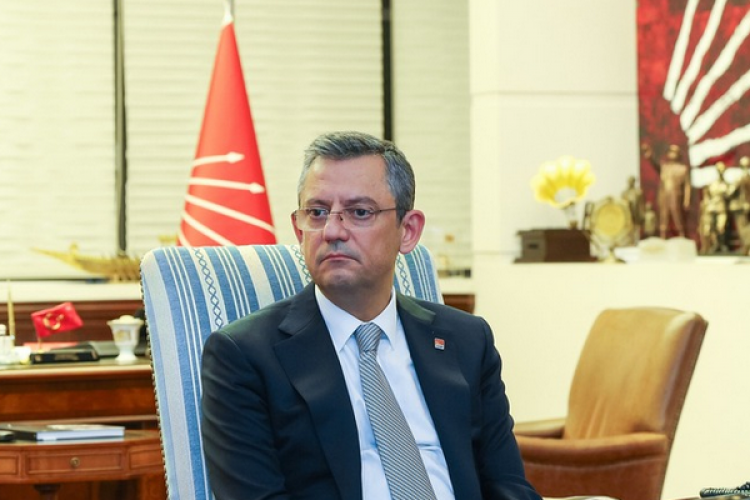 CHP Genel Başkanı Özel'den 'Schengen' açıklaması: Acil çözüm getirilmeli