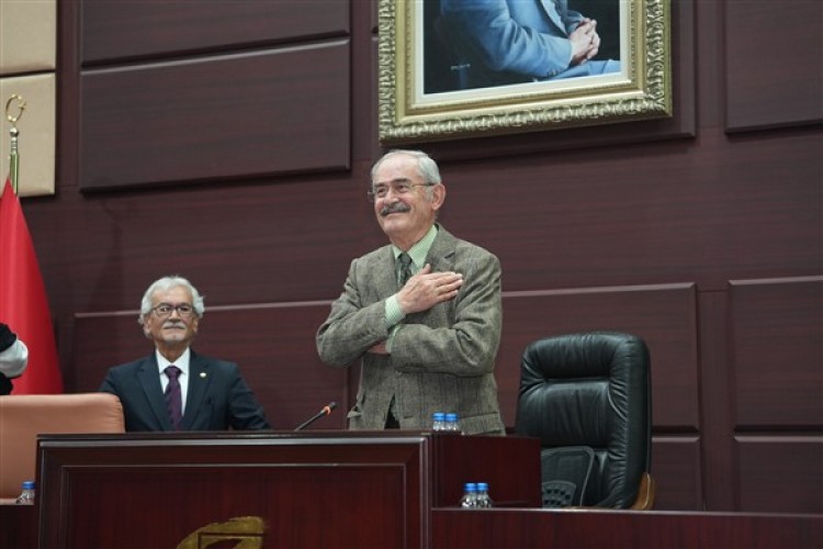 Büyükerşen'den Meclis'e veda