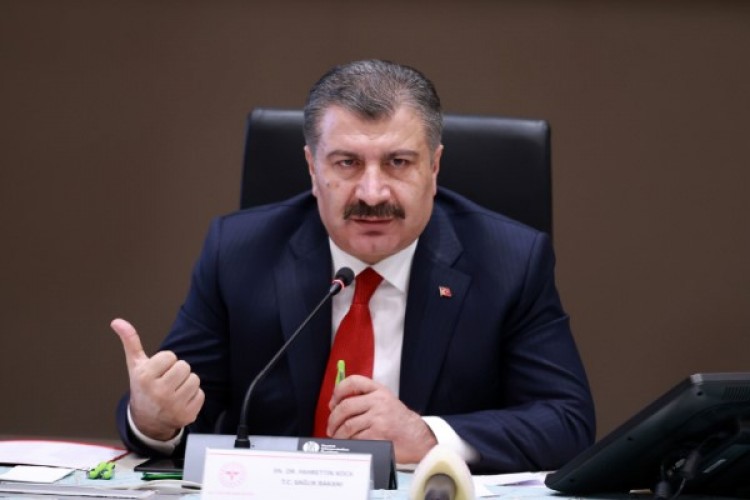 Bakan Koca: Yaşanabilir hayatın koşulu, gereksiz olandan vazgeçmektir