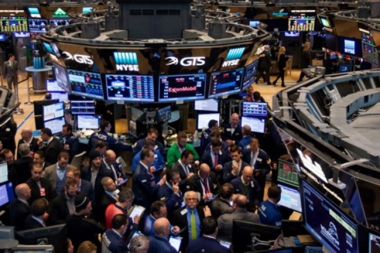 Yen dolar karşısında 160,39 ile 1986'dan bu yana en düşük düzeyine indi