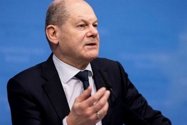 Scholz: "Kadınların söz sahibi olduğu zamanlarda ülkemiz başarılı oluyor!"