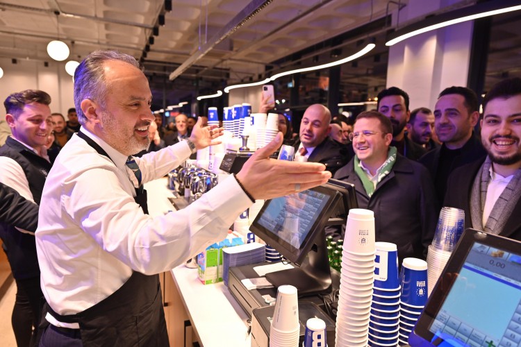 Burfaş Kafe, altıncı şubesini İnegöl'de açtı