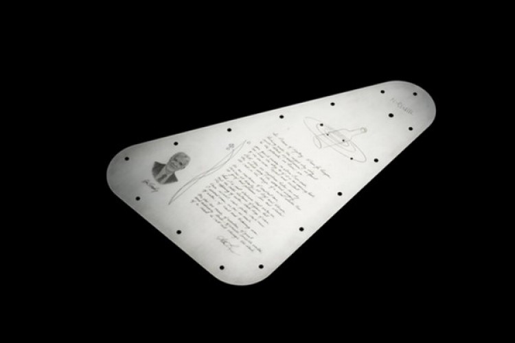 NASA, Jüpiter'in uydusu Europa'ya gönderilecek mesajın tasarımını açıkladı