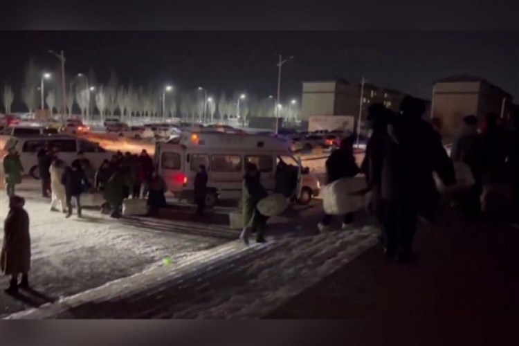 Çin Kızılhaç Derneği, Xinjiang'a 3 bin 740 parça yardım malzemesi gönderdi