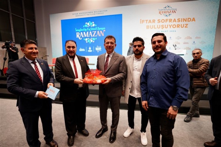 İmamoğlu: "Dünyaya örnek bir İstanbul var edebiliriz"