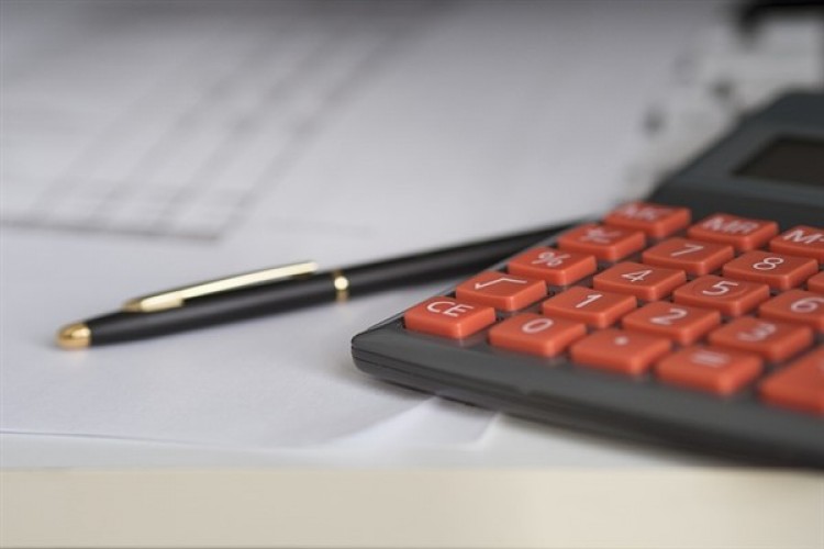 İSO İmalat PMI, Ocak ayında yükselse de eşik değerin altında kaldı