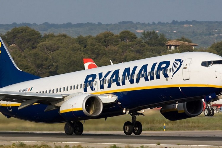 Ryanair, İsrail ve Gazze'deki çatışmalar nedeniyle 950 uçuşu iptal etti