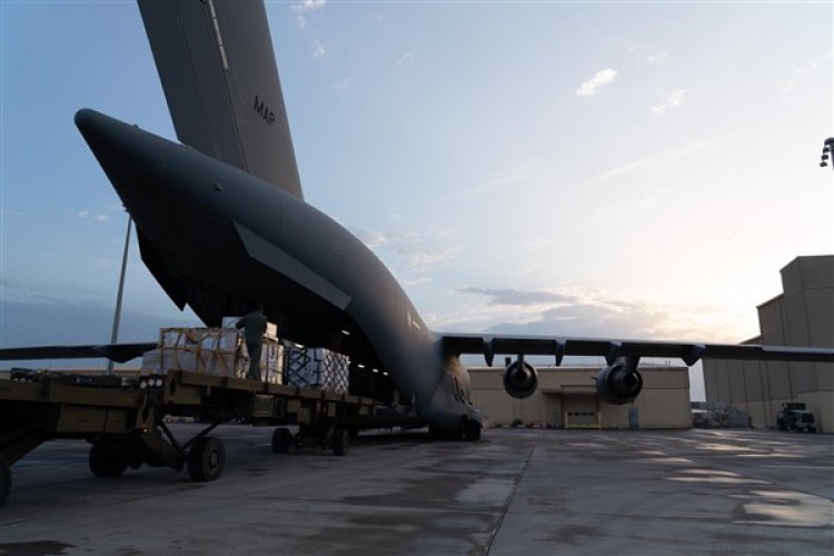 Katar, Sudan'a iki uçak özel ilaç gönderdi